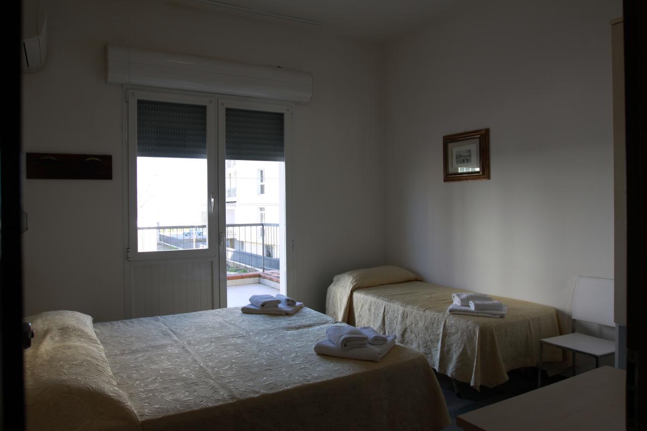 Hotel Venus Rimini Buitenkant foto
